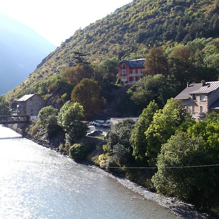 Hotel Le Commerce Modane Εξωτερικό φωτογραφία
